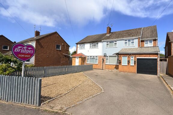 Anglesey Avenue Image