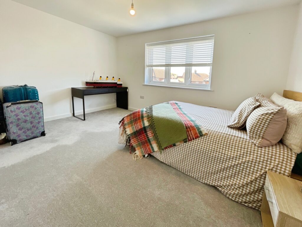 Property Image_11