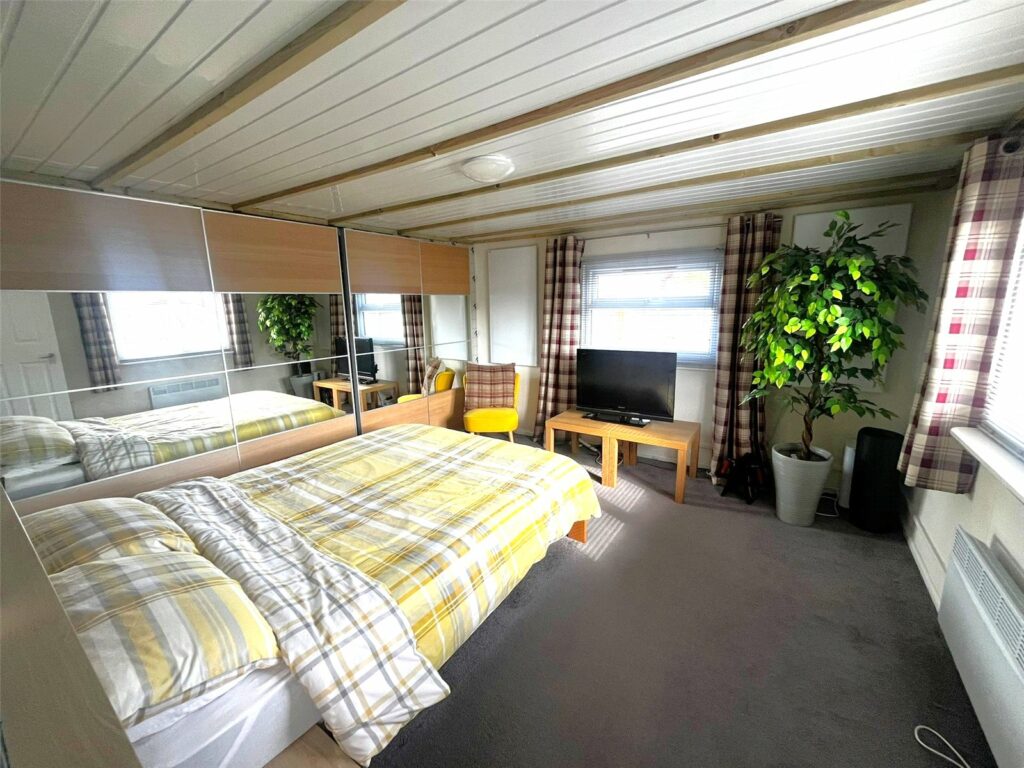 Property Image_4