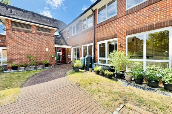 Appley Drive Image