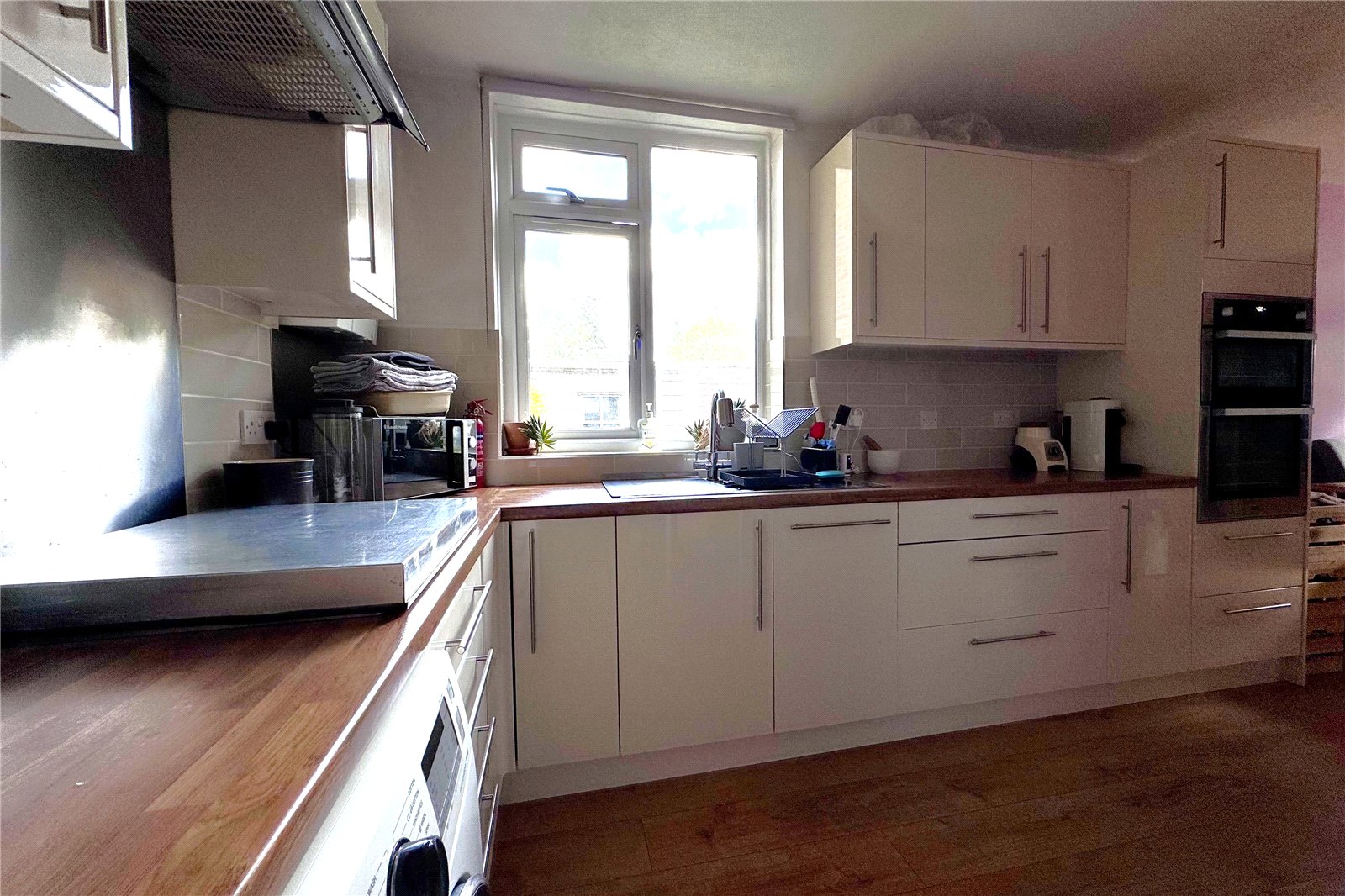 Alt Kitchen