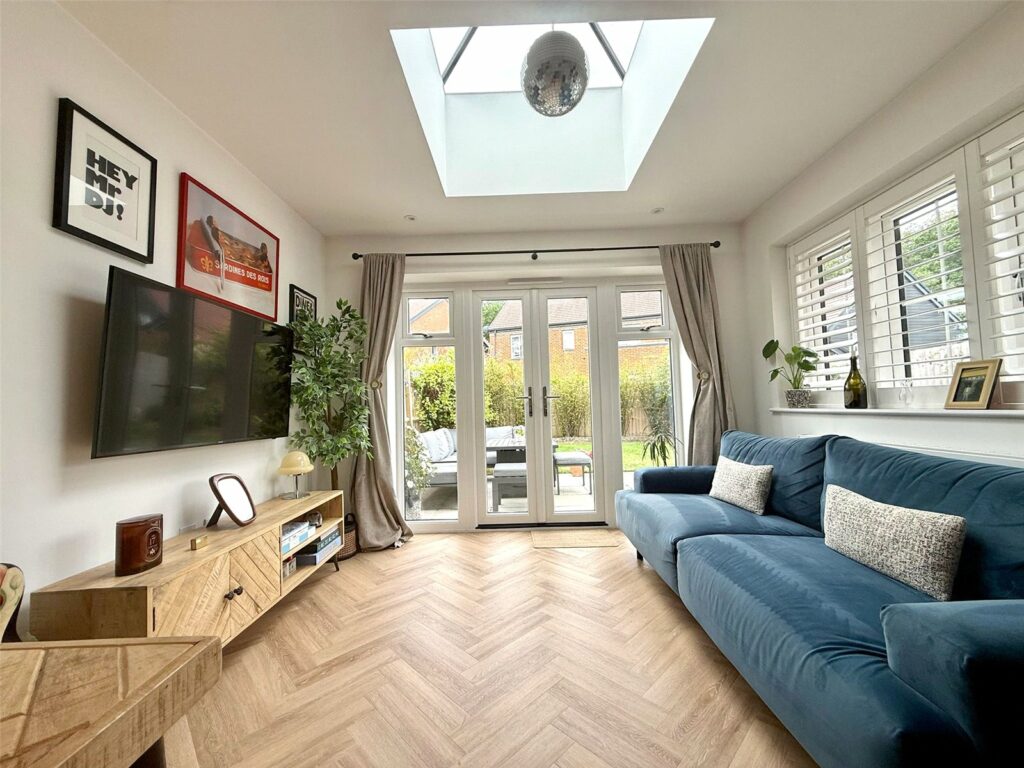 Property Image_11