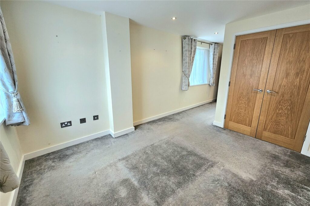 Property Image_10