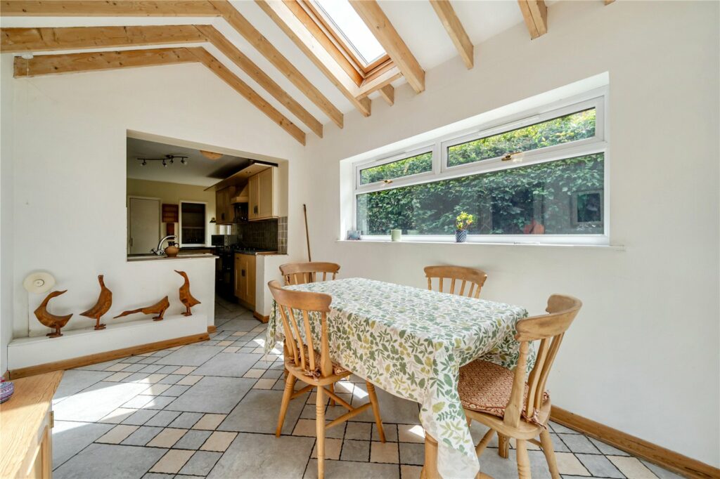 Property Image_11