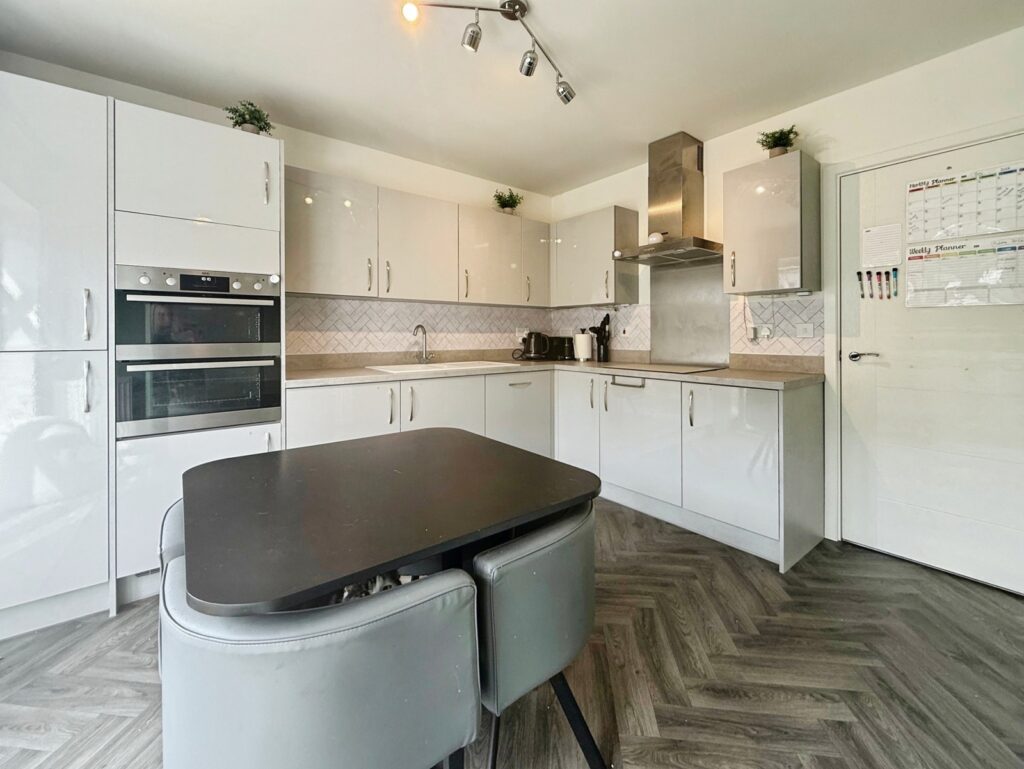 Property Image_8