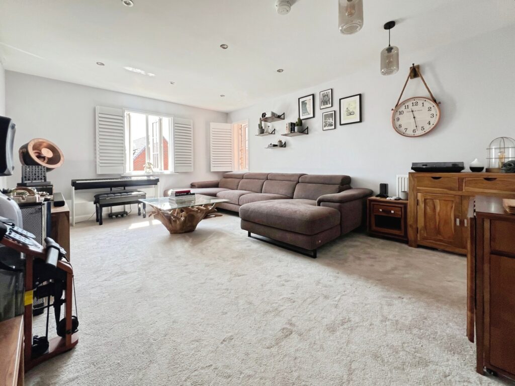 Property Image_11