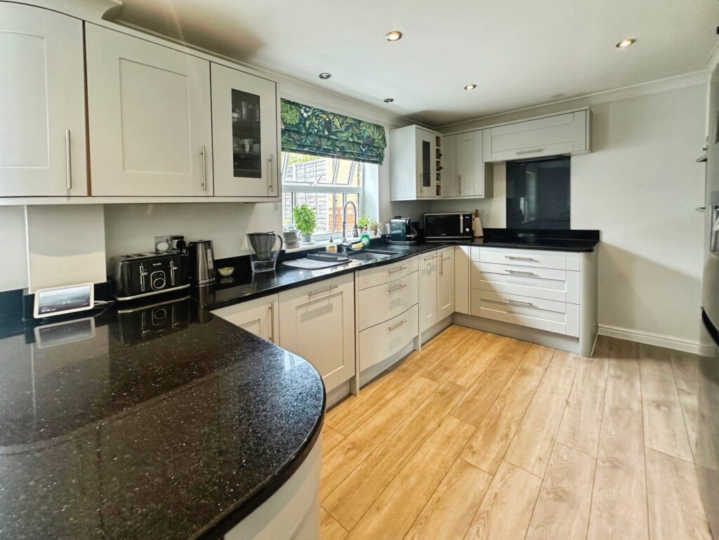 Property Image_8