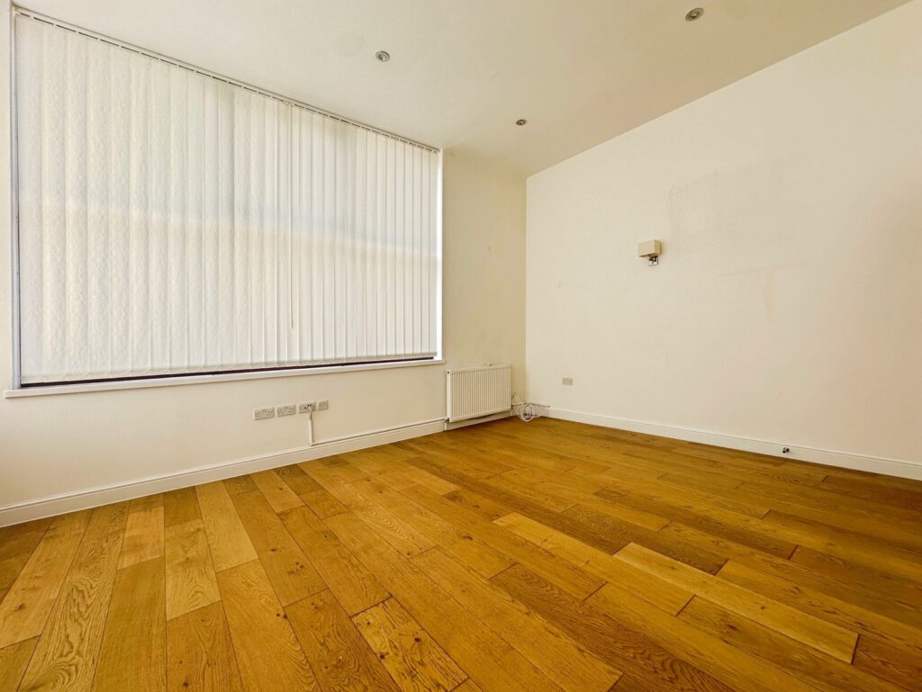 Property Image_4