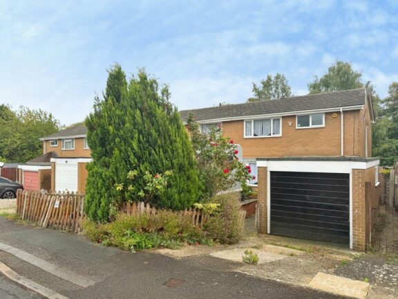 Hailstone Road Image