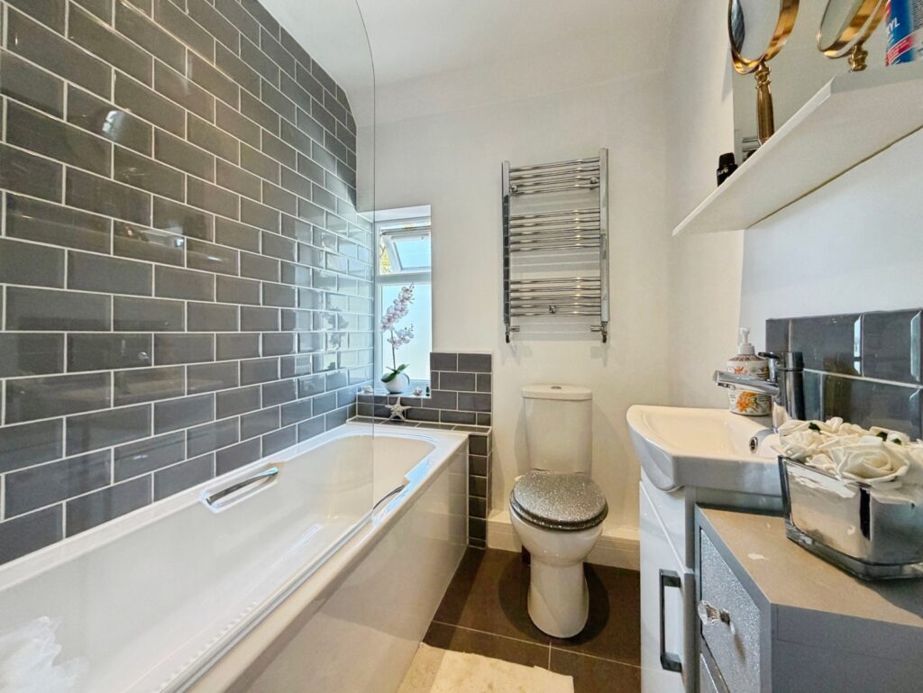 Property Image_11