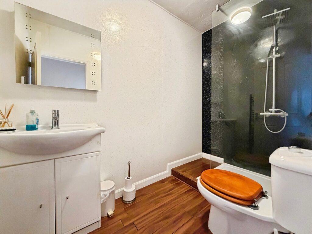 Property Image_11