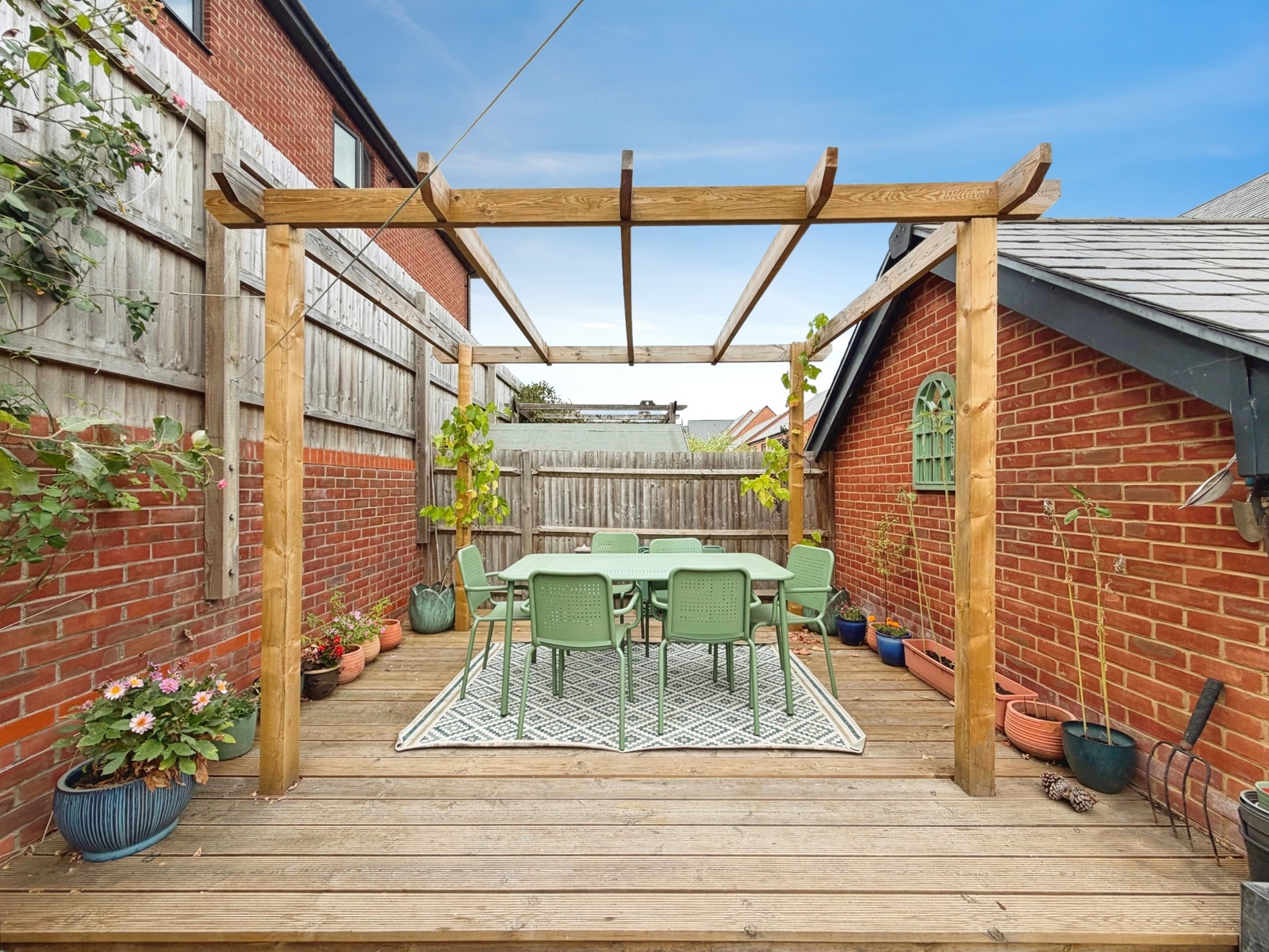 pbox-IMG.jpg