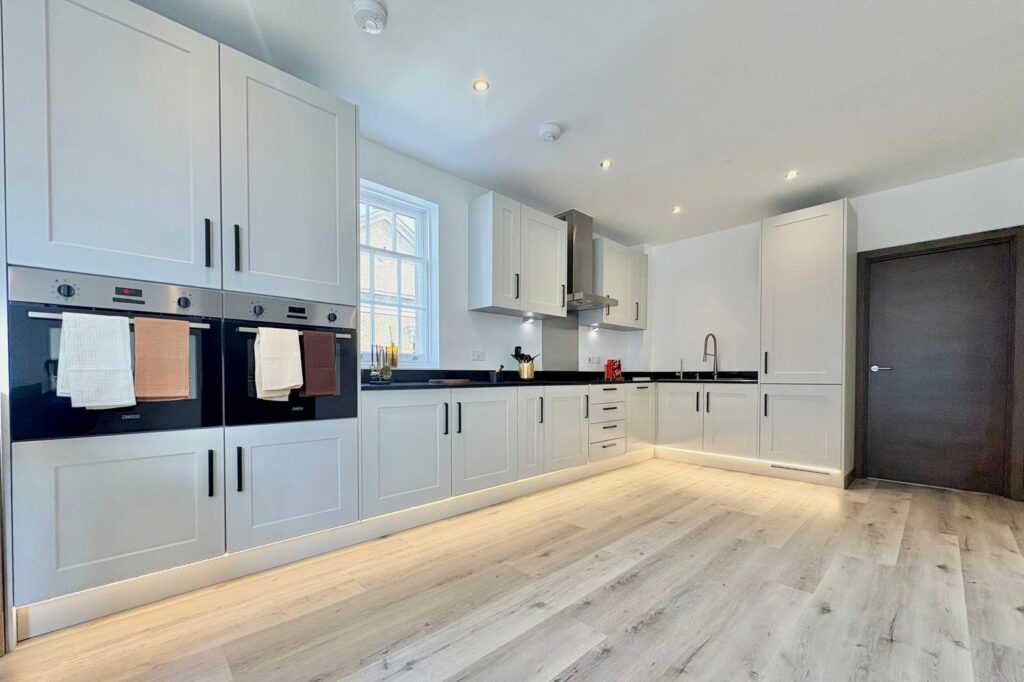 Property Image_11