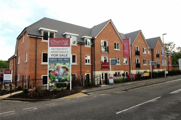 Crookham Road Image