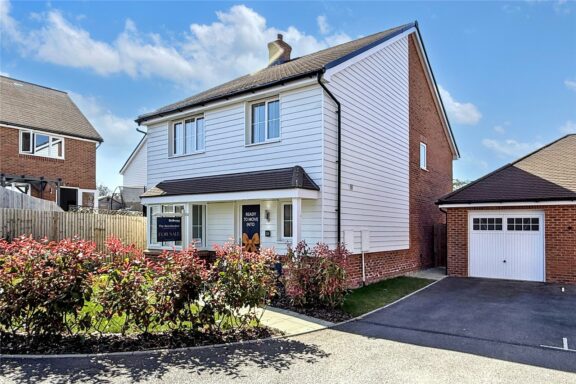 Blacklands Farm Way Image