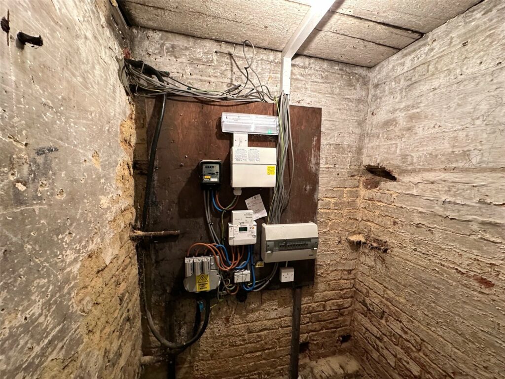 Property Image_11