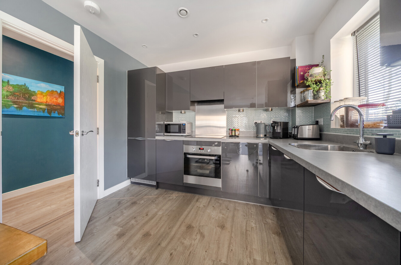Kitchen Area Photo 2